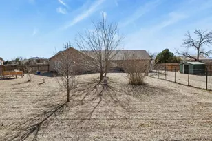 573 W Archer Plaza, Pueblo, CO 81007 - Photo 32