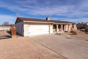 95 E Idaho Springs Dr, Pueblo West, CO 81007 - Photo 4