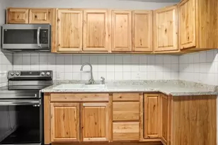 611 W 11th St, Pueblo, CO 81003 - Photo 10