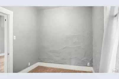 611 W 11th St, Pueblo, CO 81003 - Photo 8