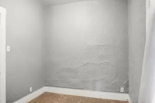 611 W 11th St, Pueblo, CO 81003 - Photo 8