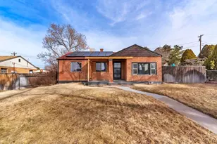 719 W 17th St, Pueblo, CO 81003 - Photo 2