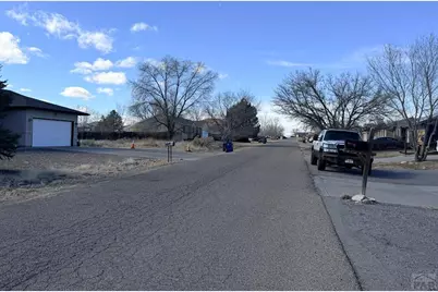 202 E Beshoar Dr, Pueblo West, CO 81007 - Photo 22