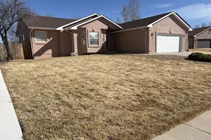 8 Casita Ct, Pueblo, CO 81005 - Photo 2