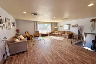 110 Encino Dr, Pueblo, CO 81005 - Photo 6