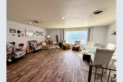 110 Encino Dr, Pueblo, CO 81005 - Photo 4