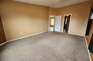 722 S Legend Ln, Pueblo, CO 81007 - Photo 14