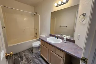 722 S Legend Ln, Pueblo, CO 81007 - Photo 8