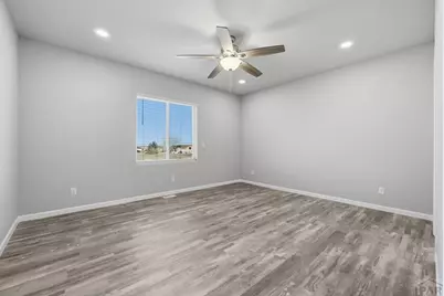 1187 E Ivanhoe Dr, Pueblo, CO 81007 - Photo 12