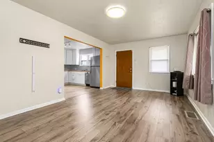 125 W 20th St, Pueblo, CO 81003 - Photo 6
