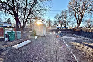 737 Belmont Ave, Pueblo, CO 81004 - Photo 16