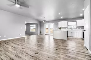 1647 N Calle Rosa Dr, Pueblo West, CO 81007 - Photo 8