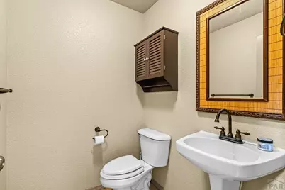 2403 Meadowlark Ln, Pueblo, CO 81008 - Photo 18