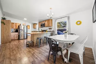 88 E Hemlock Dr, Pueblo West, CO 81007 - Photo 10