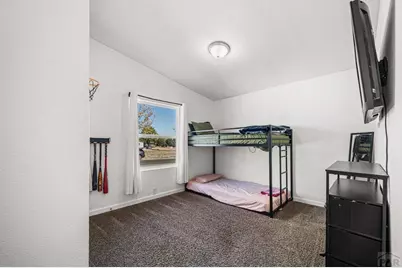 88 E Hemlock Dr, Pueblo West, CO 81007 - Photo 16