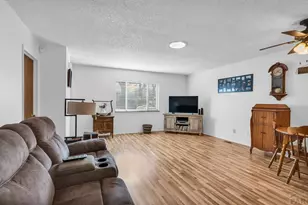 228 W 3rd St, Florence, CO 81226 - Photo 8