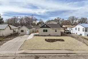 1725 Brown Ave, Pueblo, CO 81004 - Photo 2