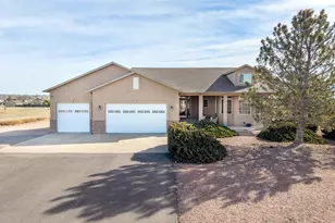 970 S Bayonne Dr, Pueblo West, CO 81007 - Photo 2