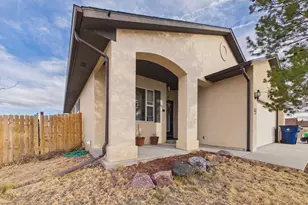 366 N Earl Pl, Pueblo West, CO 81007 - Photo 4