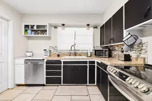 18 Dundee Ln, Pueblo, CO 81001 - Photo 6