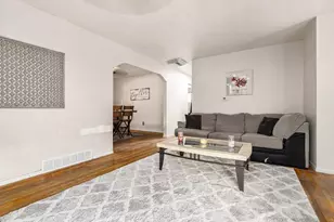 18 Dundee Ln, Pueblo, CO 81001 - Photo 2