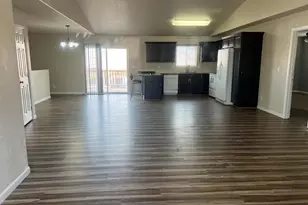 2319 Longhorn Dr, Pueblo, CO 81008 - Photo 4