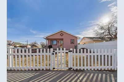 902 W 15th St, Pueblo, CO 81003 - Photo 2