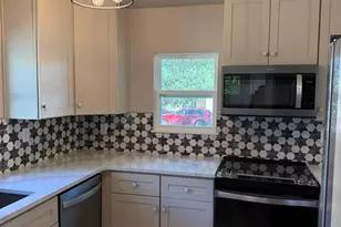 119 Dotson Ave, Pueblo, CO 81005 - Photo 6