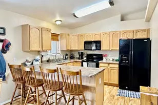 471 N Escondido Dr, Pueblo West, CO 81007 - Photo 10