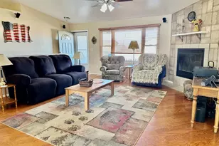 471 N Escondido Dr, Pueblo West, CO 81007 - Photo 6