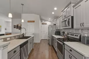 653 E Chaunsey Dr, Pueblo West, CO 81007 - Photo 12