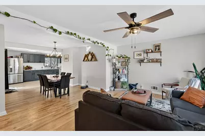 1102 Leroy Dr, Northglenn, CO 80233 - Photo 4