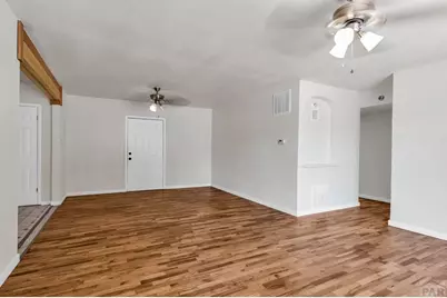 124 Lincoln Ave, Pueblo, CO 81004 - Photo 2