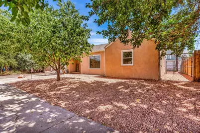 124 Lincoln Ave, Pueblo, CO 81004 - Photo 2