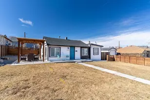 2201 W Warren Ave, Englewood, CO 80110 - Photo 2