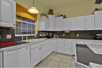 2025 W Keota Dr, Pueblo West, CO 81007 - Photo 12