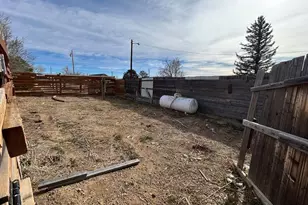 26 W 3rd St, Walsenburg, CO 81089 - Photo 28