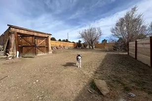 26 W 3rd St, Walsenburg, CO 81089 - Photo 24