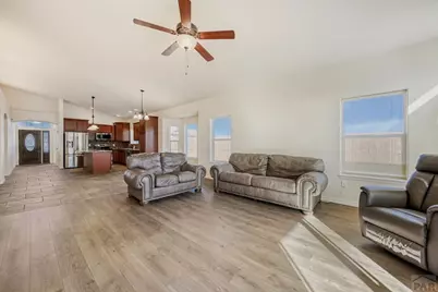 1008 Willowcrest Pl, Pueblo, CO 81005 - Photo 8