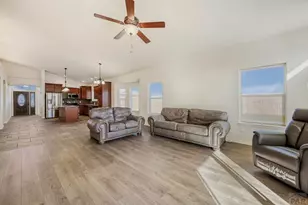 1008 Willowcrest Pl, Pueblo, CO 81005 - Photo 8