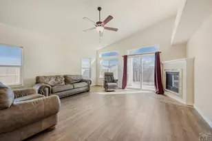 1008 Willowcrest Pl, Pueblo, CO 81005 - Photo 6