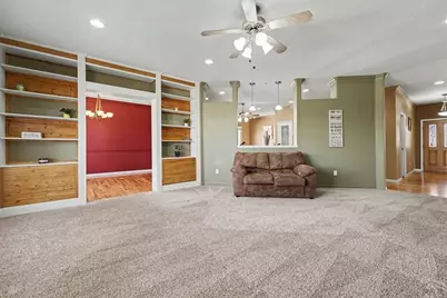 4725 Desert Candle Dr, Pueblo, CO 81001 - Photo 4