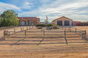 1420 E Gem Dr, Pueblo West, CO 81007 - Photo 2