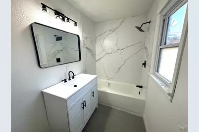 219 W 6th St, La Junta, CO 81050 - Photo 18