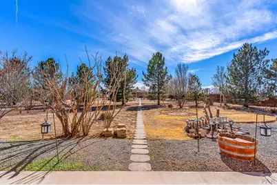 2064 Iris Rd, Pueblo, CO 81006 - Photo 34