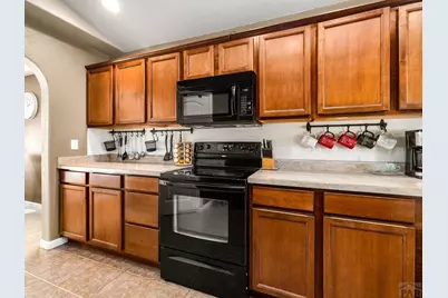 1140 W Shenandoah Dr, Pueblo West, CO 81007 - Photo 6