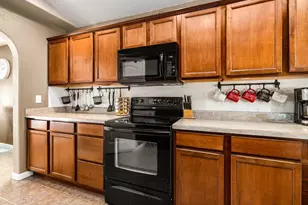 1140 W Shenandoah Dr, Pueblo West, CO 81007 - Photo 6