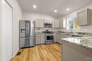 2001 W 12th St, Pueblo, CO 81003 - Photo 6