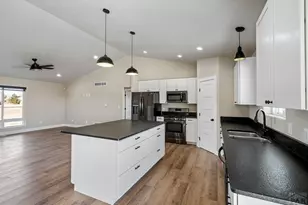 1154 E Laramie Ave, Pueblo West, CO 81007 - Photo 14