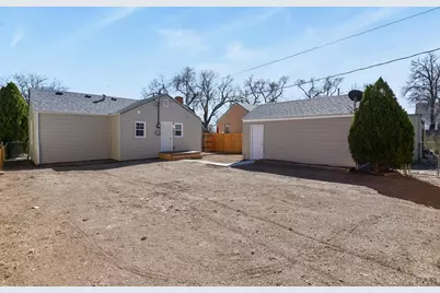 2415 2nd Ave, Pueblo, CO 81003 - Photo 20